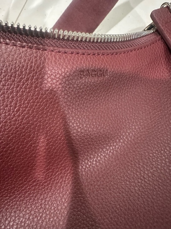 Baggu small recycled leather Crescent bag in Mahogany - Picture 10 of 10